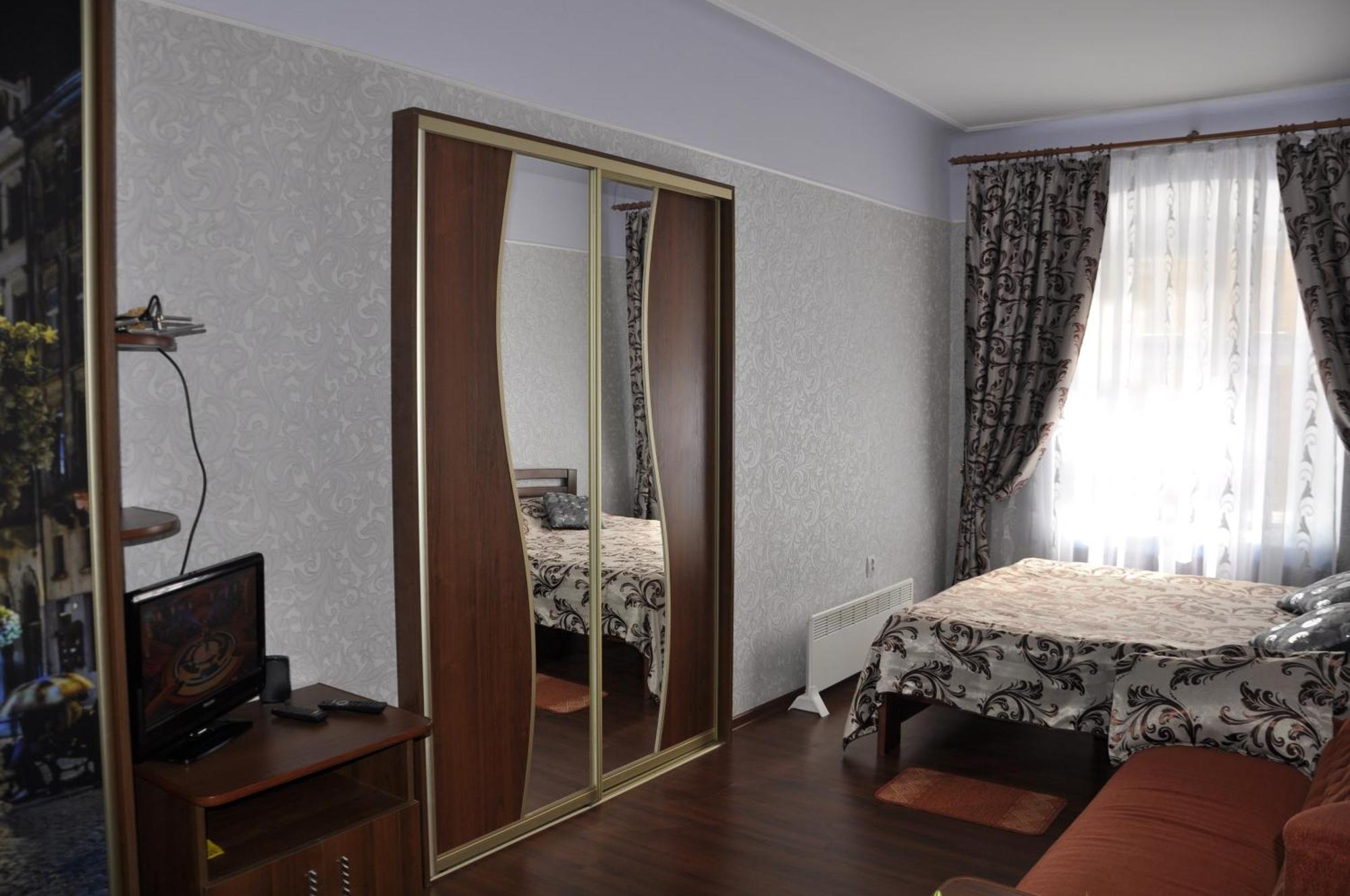 Apartments Near Rynok Square On Staroyevreyska And Fedorova Streets リヴィウ エクステリア 写真