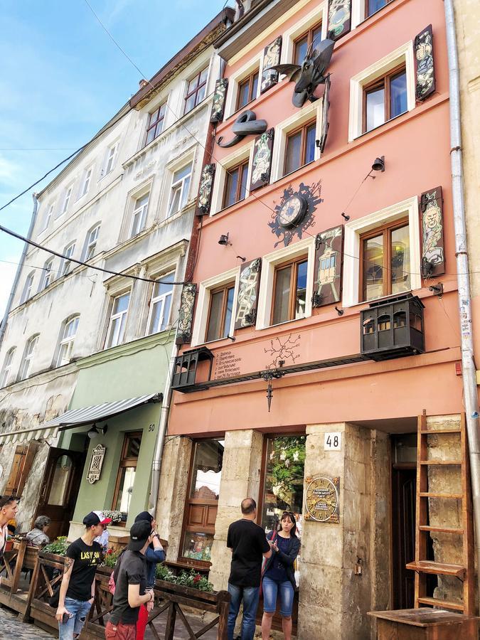 Apartments Near Rynok Square On Staroyevreyska And Fedorova Streets リヴィウ エクステリア 写真